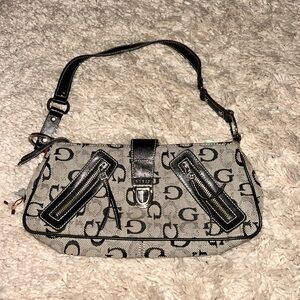 Vintage hand bag